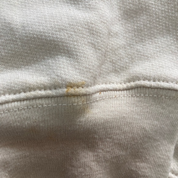 NWT Sweater Women's beige long-sleeved sweater with MTV print design. Size XL - Picture 4 of 9